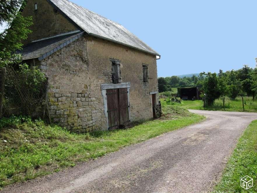 Morvan - grange en pierres sur 1400 m2 avec vue