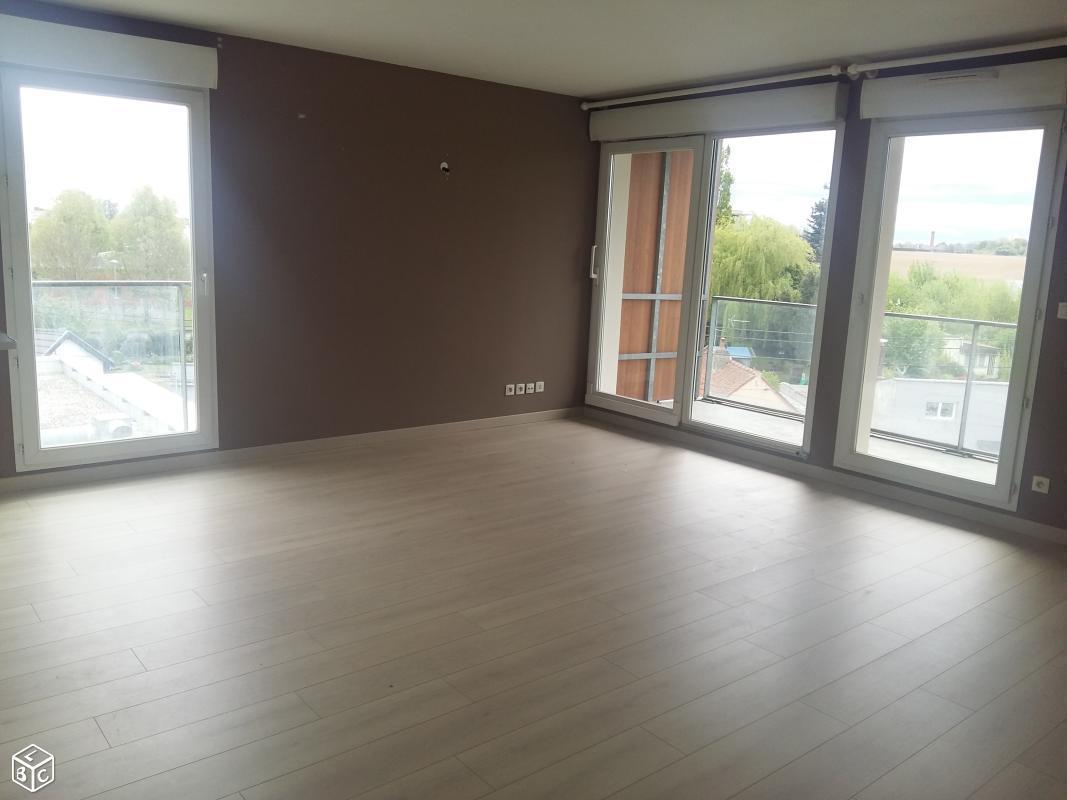 Appartement t3 balcon + parking - eurasante