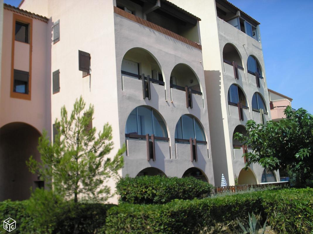 T2 + Loggia +Parking privé A PORT LEUCANE