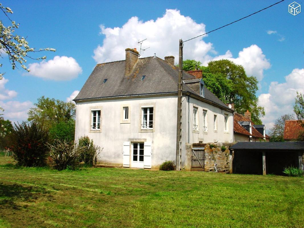 Maison de caractère 185 m2 13km Le Mans Ouest