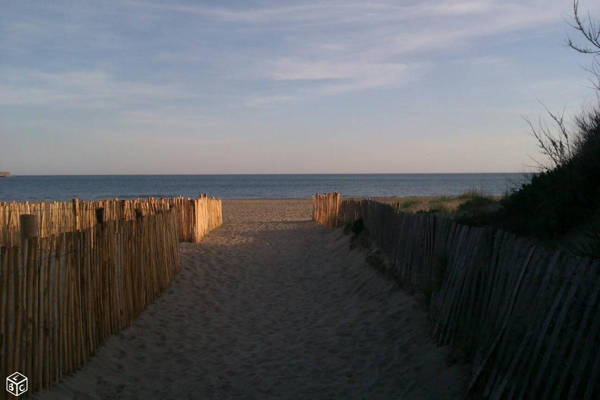 2 pièces vue mer 50m plage Richelieu