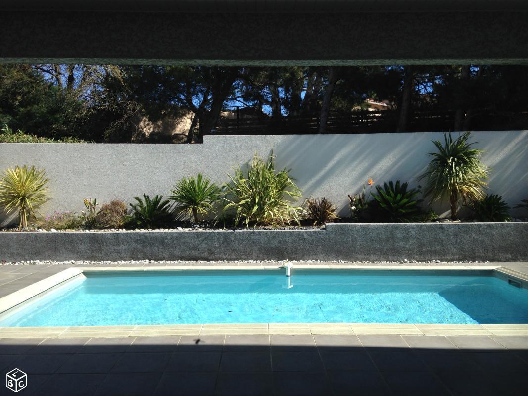 Villa contemporaine de 192m2 avec piscine