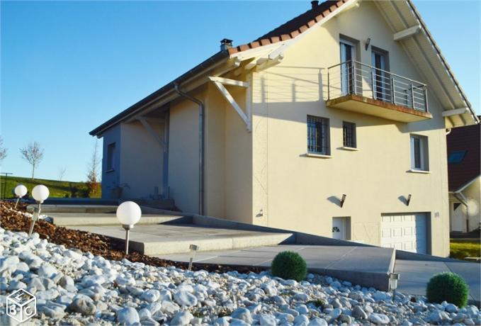 Maison 6 pièces 150 m²