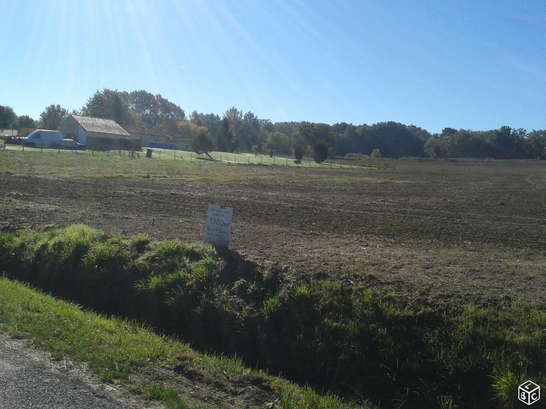 TERRAIN A BATIR 1900 m² BERGERAC