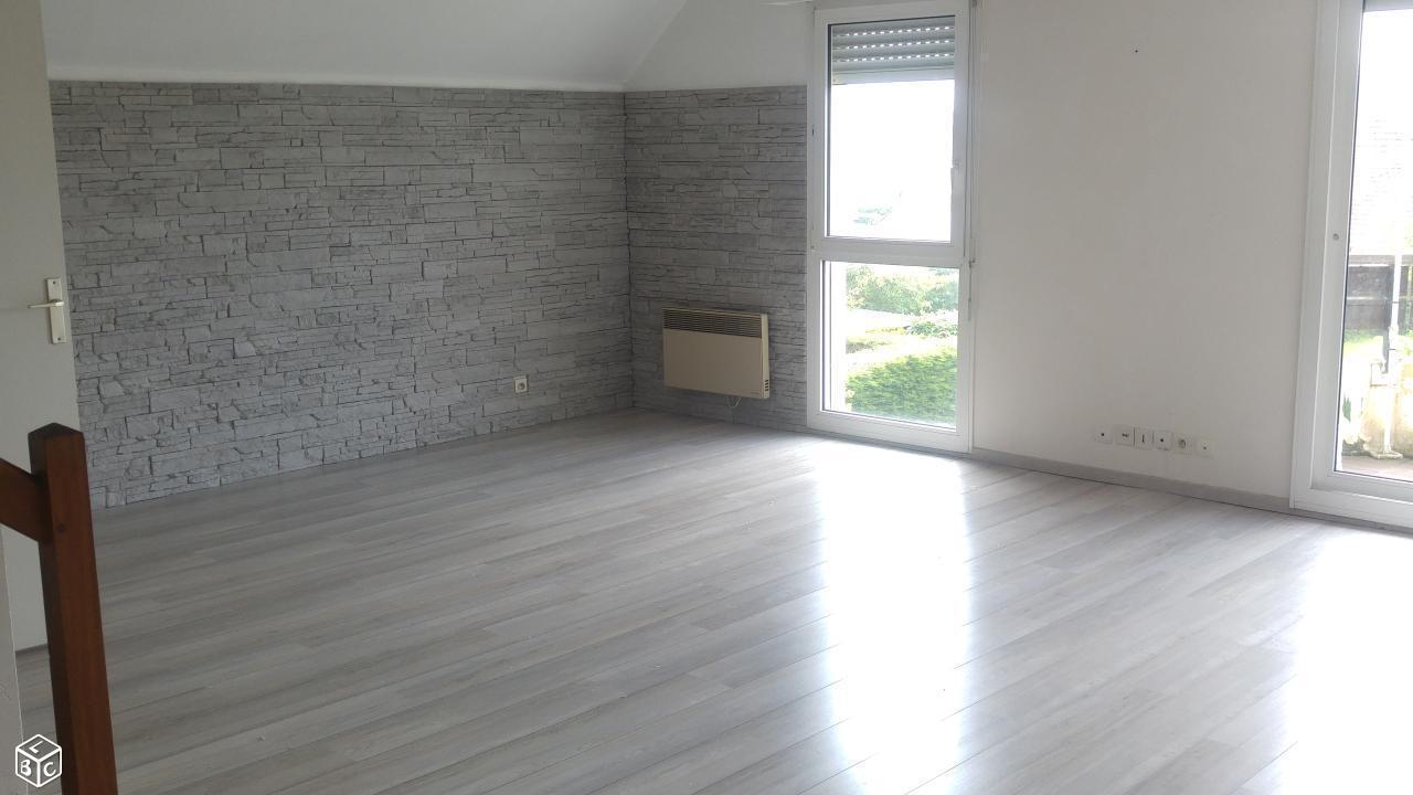 Appartement DUPLEX à  118 m², grand F4