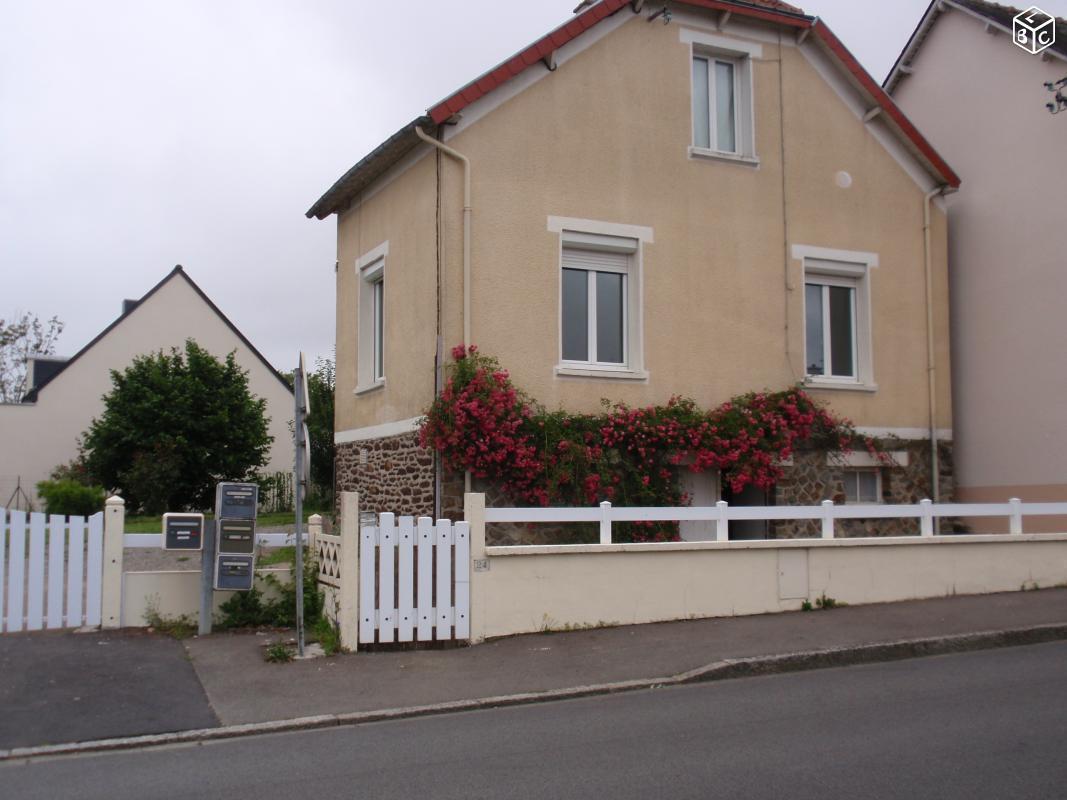 Petite maison de bourg à louer