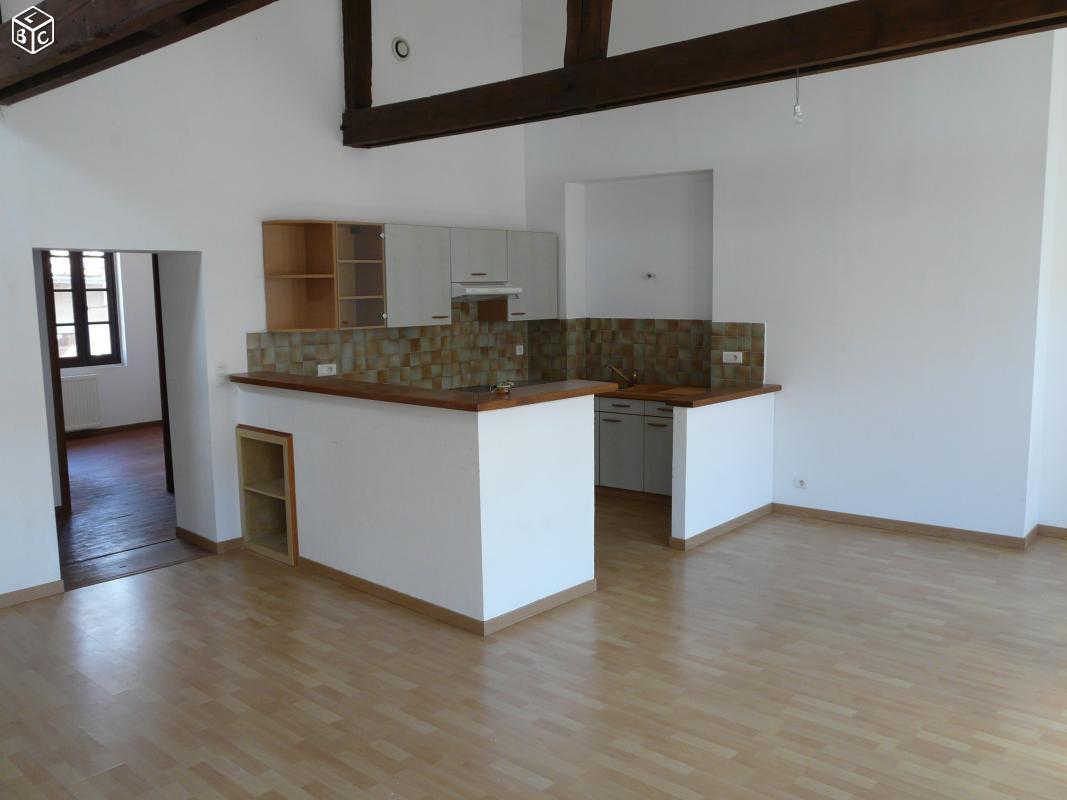 Bel appartement de 85m2 très lumineux