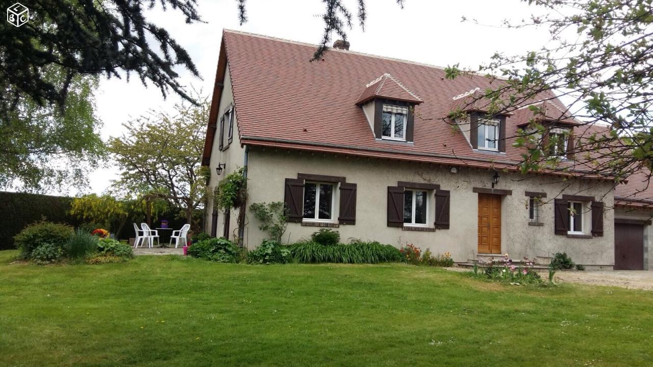 Belle maison traditionnelle française