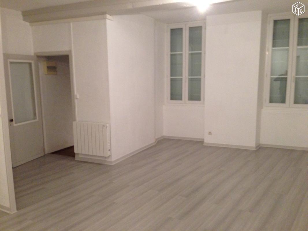 A LOUER MAISON 4 PIECES 61m² A