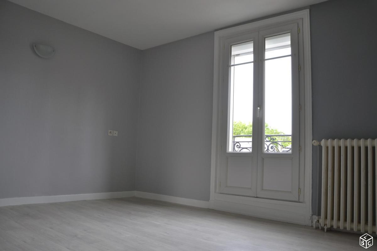 Studio 20m2 Hyper Centre Rue de Chativesle