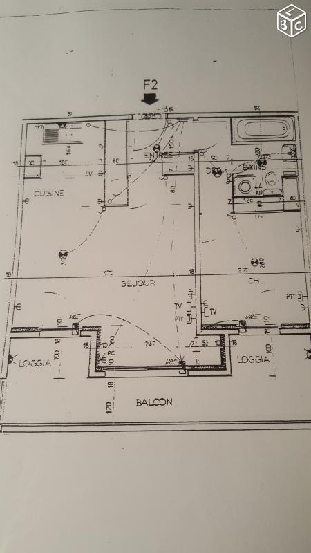 Loue Appartement T2 de 42m2 avec balcon de 12 m2