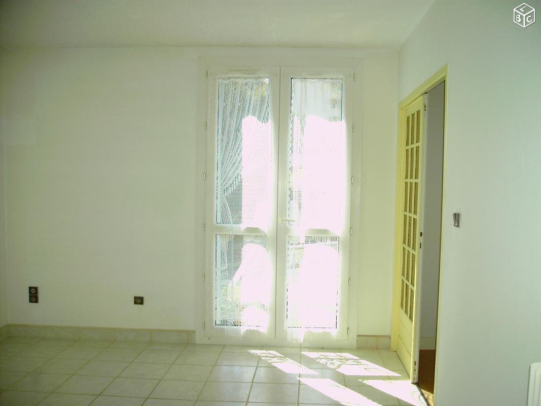 Particulier Appartement 3 pièces 55m2