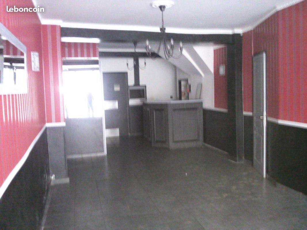 Local commercial en plein centre ville