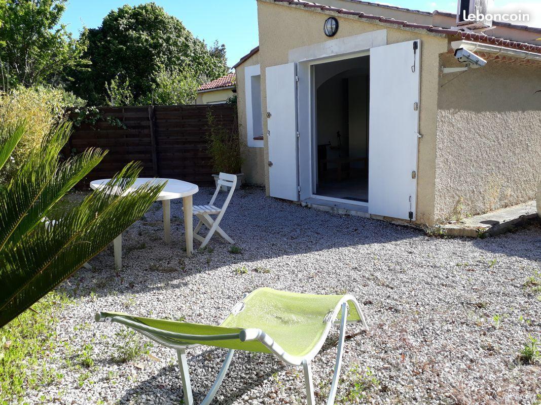 Studio + Jardin en location à la semaine