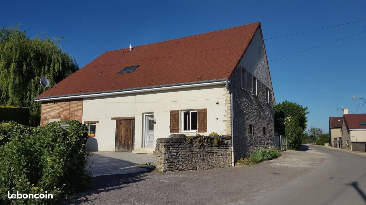 Belle maison 215m2. 8 pièces