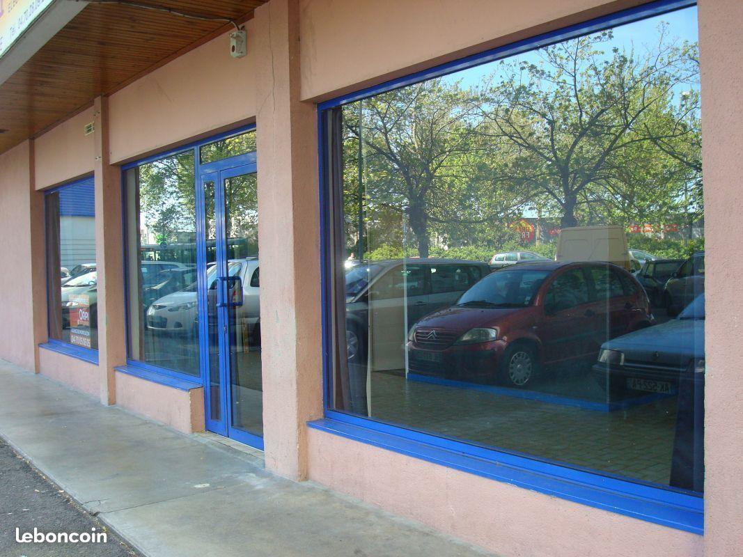 Local commercial 75m2 Centre ville