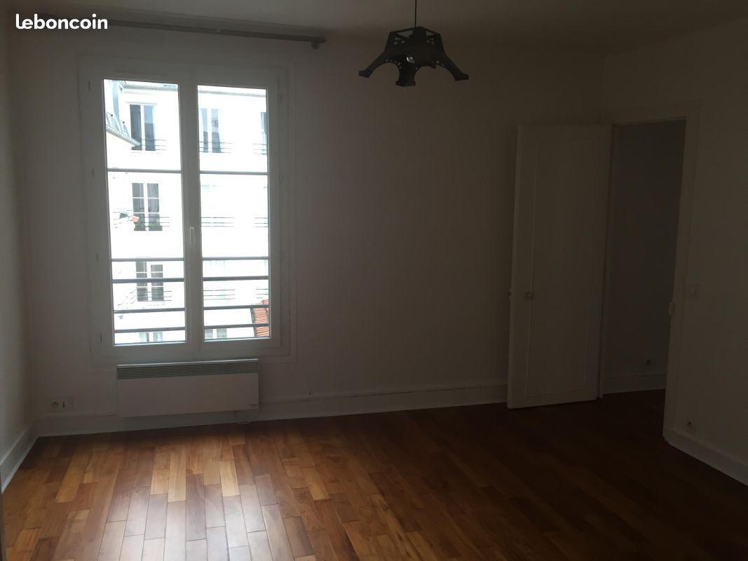 2 pièces 34 m2 - rue de l'Université