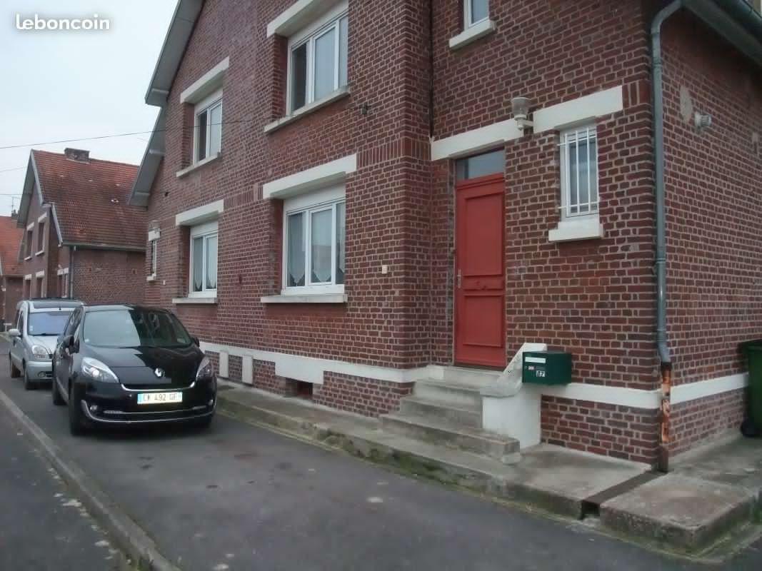 Maison 4 pièces avec pelouse