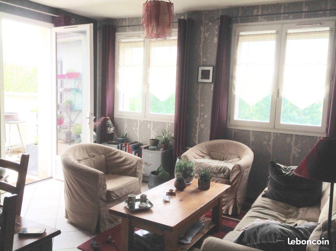 À laa louer appartement T3 pontault combault