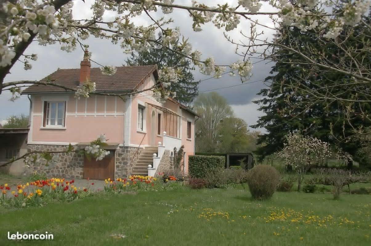 Maison de caractere, la campagne a la ville