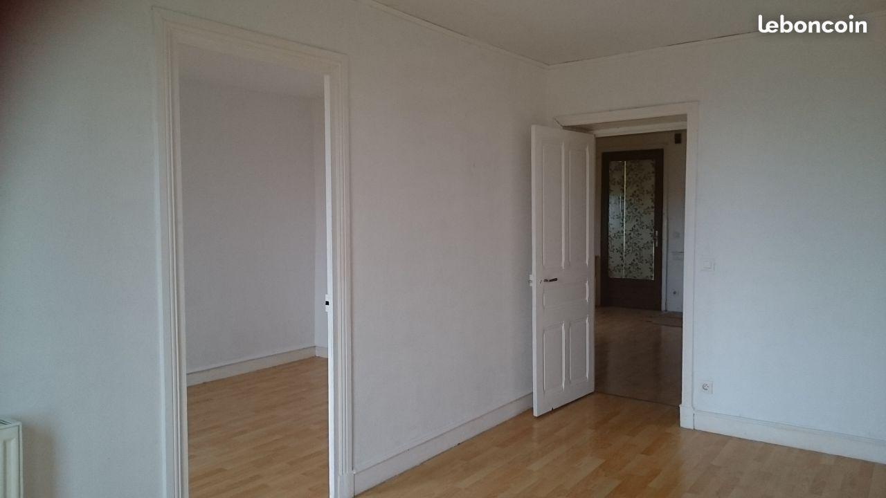 Maison de village 80m2 à rénover 10 min feurs