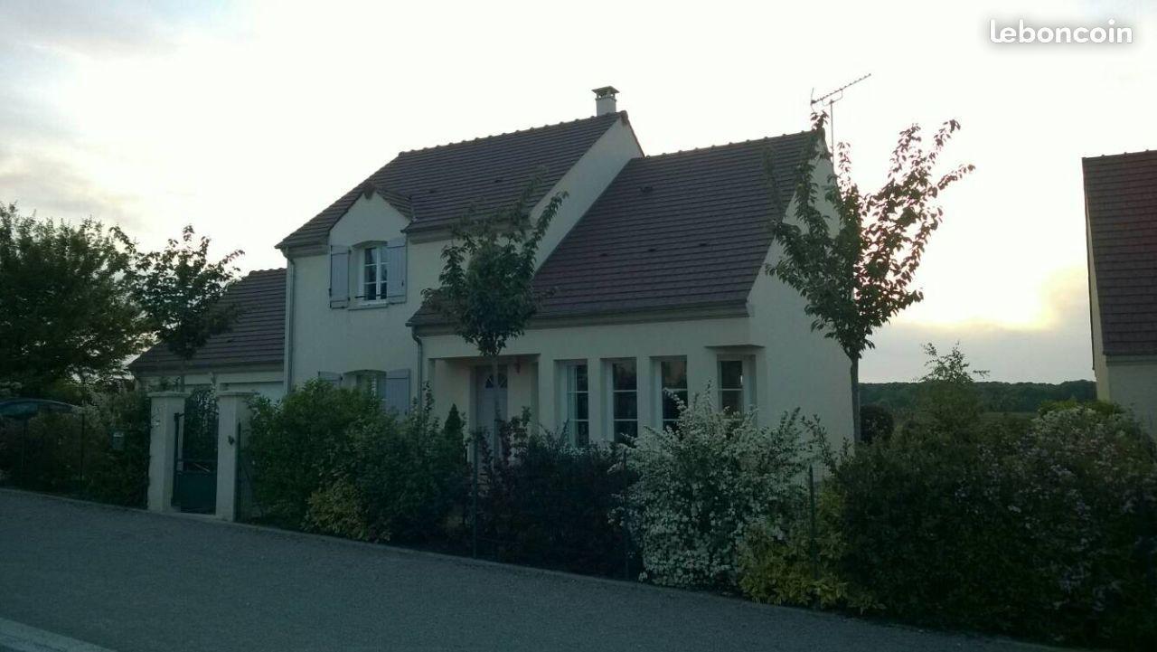 Belle Maison a Montigny la Resle