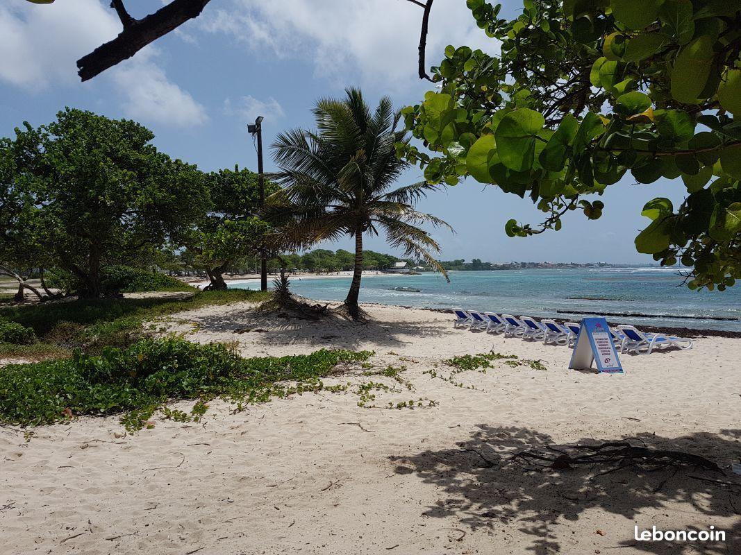 Appartement T3 ST FRANCOIS Vue et accès plage/pisc