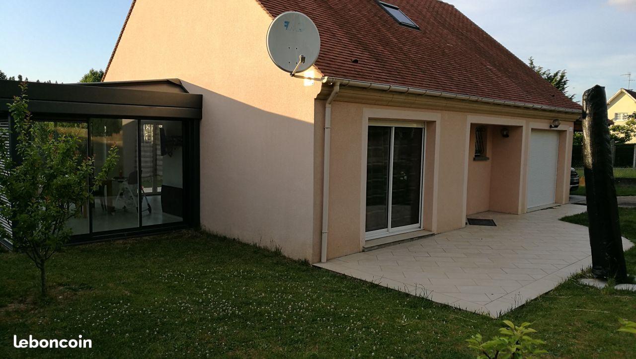 Maison familiale - 132 m² sur 630 m² de terrain