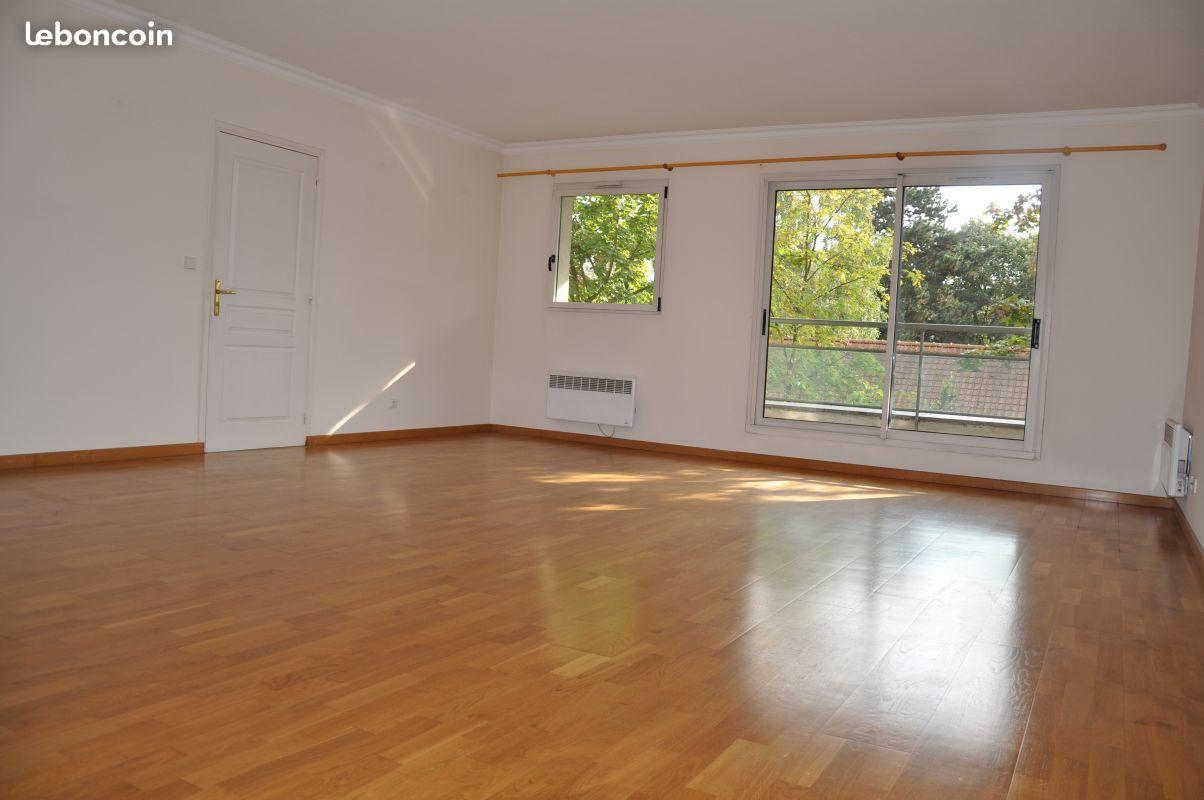 Appartement 92 m2 dans un parc