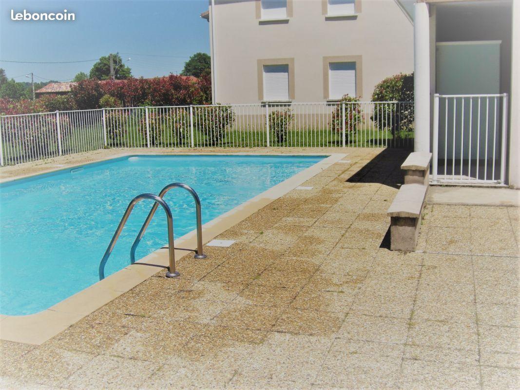 Maison T3 dans résidence avec piscine