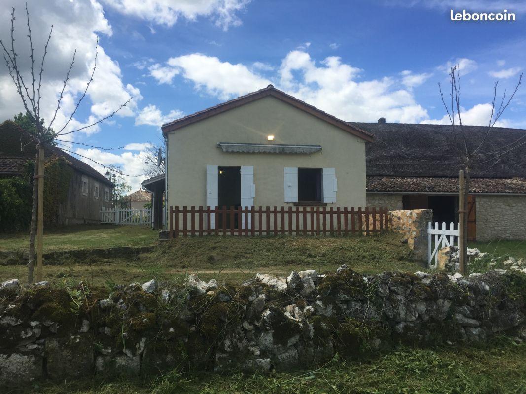 Maison restaurée 4 pièces et jardin