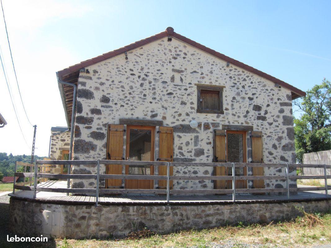 Maison plain pied dans Hameau