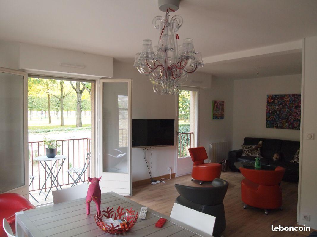 Appartement 70m2, Garage 20m2, Blossac CV