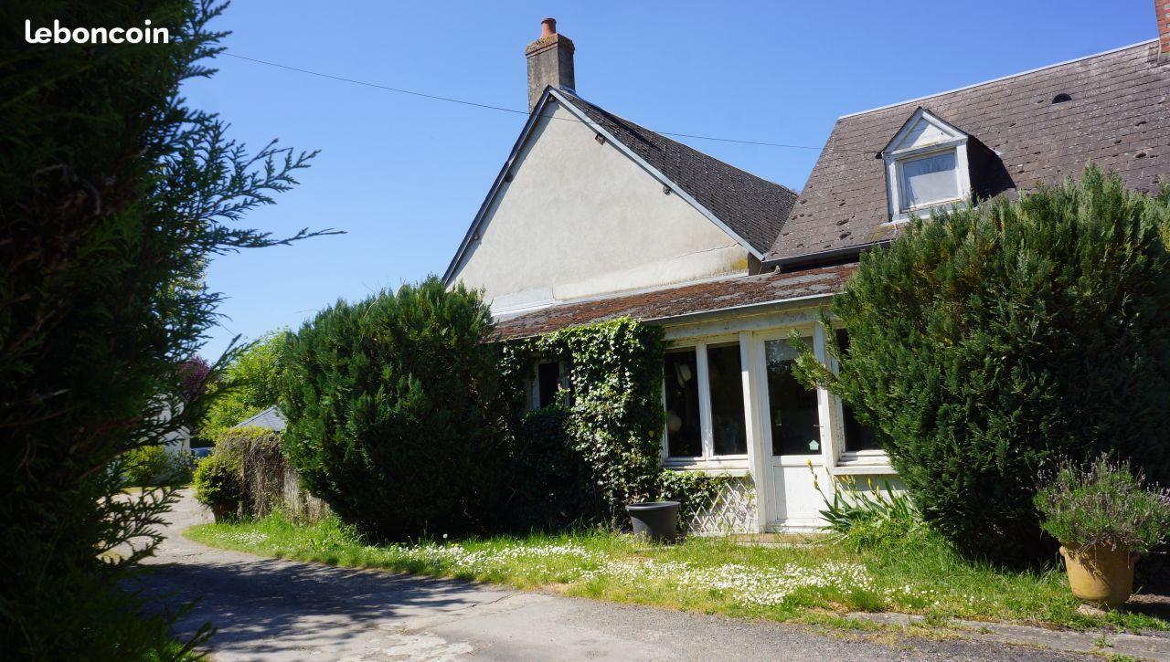 Maison de caractère 130m2 , proche Baugy et Avord