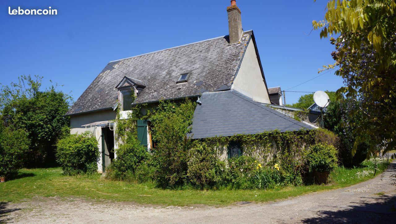 Maison de caractère 130m2 , proche Baugy et Avord