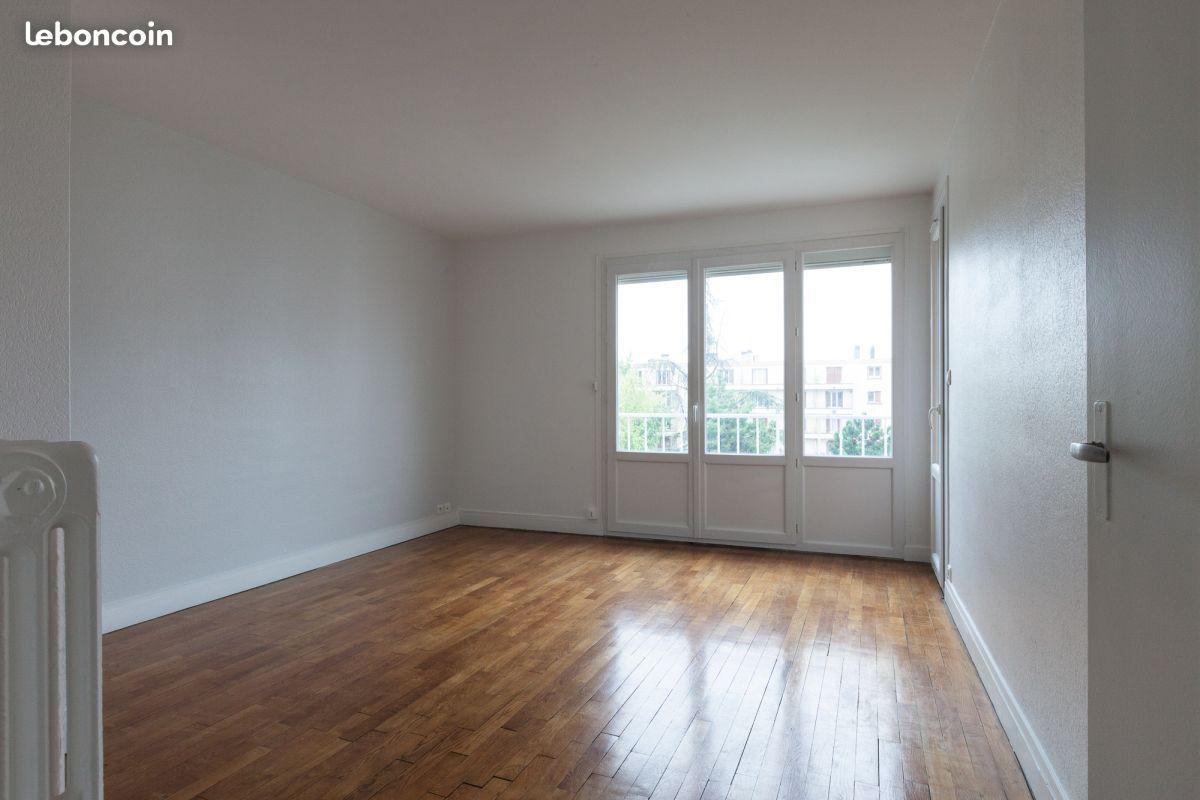 Appartement T3 - Proche Facs