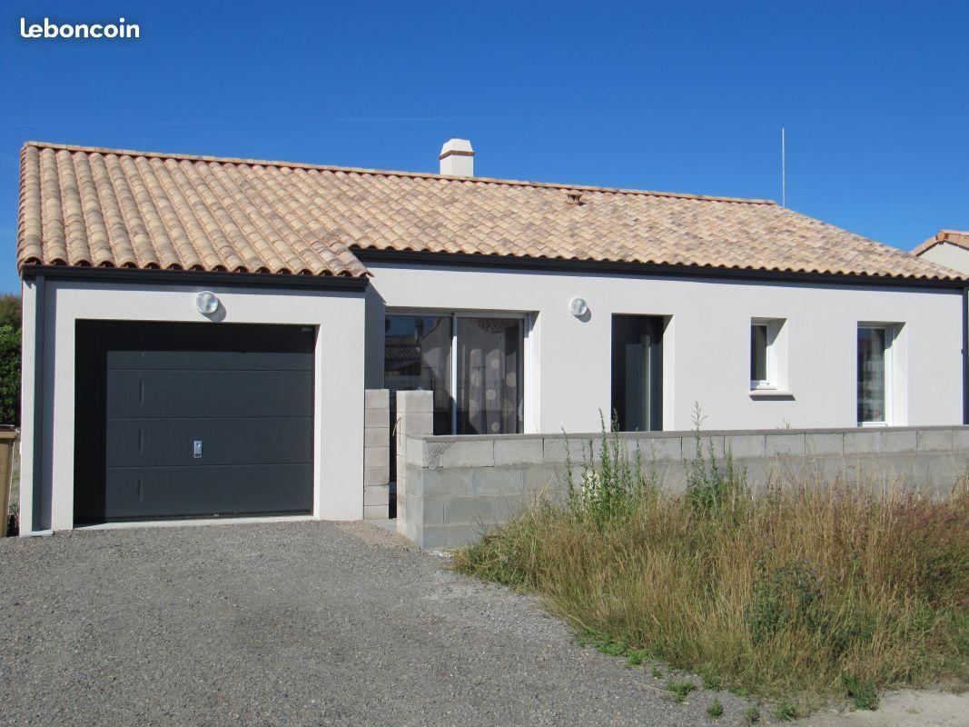 Location annuelle maison 106 M² à JARD SUR MER