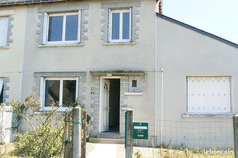 Maison de bourg avec terrain et garage