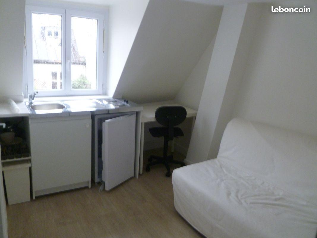 Location studette 12m2 rue jb pigalle 75009