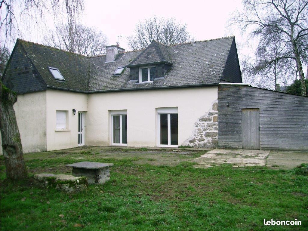 Goméné - Maison ancienne 4 pièces rénovée en 2005