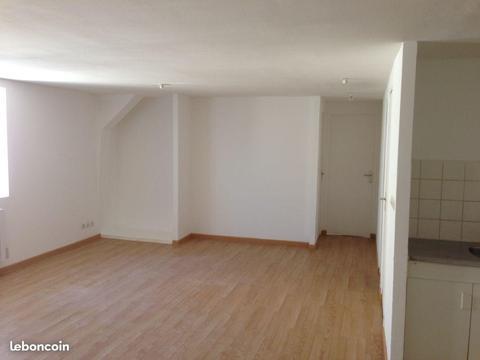 Appartement T3 au 1er étage avec garage