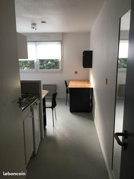 Location studio 17 m2 proche CHU