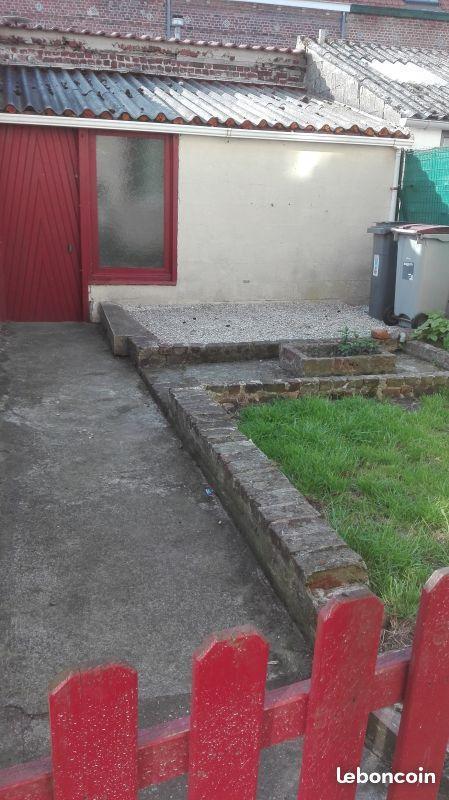 Maison de courée à proximité du métro Hellemmes