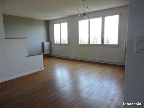 Appartement T3/T4 de 70 m² refait à neuf