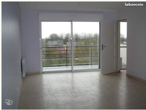 Appartement à louer à  76890