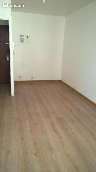 Studio 1 pièce 20 m²