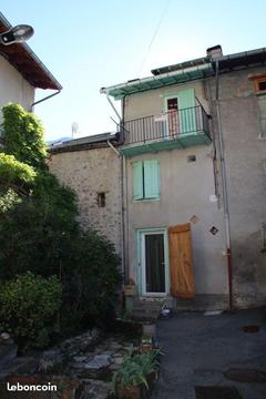 Maison de village haut verdon val d'allos