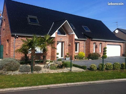 Maison, semi plein pied individuel sur 241m2