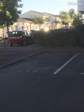 Parking proche gare de begles