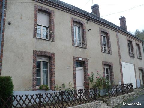 Maison de ville à 2H de Paris , 20mn TGV vendôme